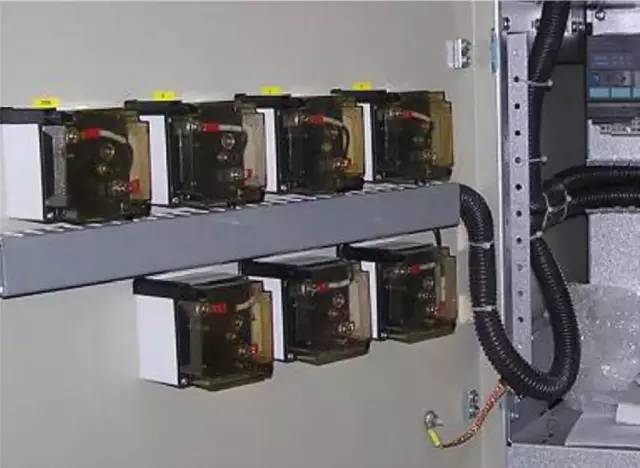 【干货】图文详解电气控制柜元件安装接线配线规范的图27